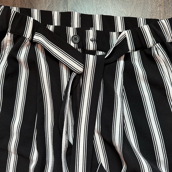 Black and White Striped Pants - Picture 4 of 5